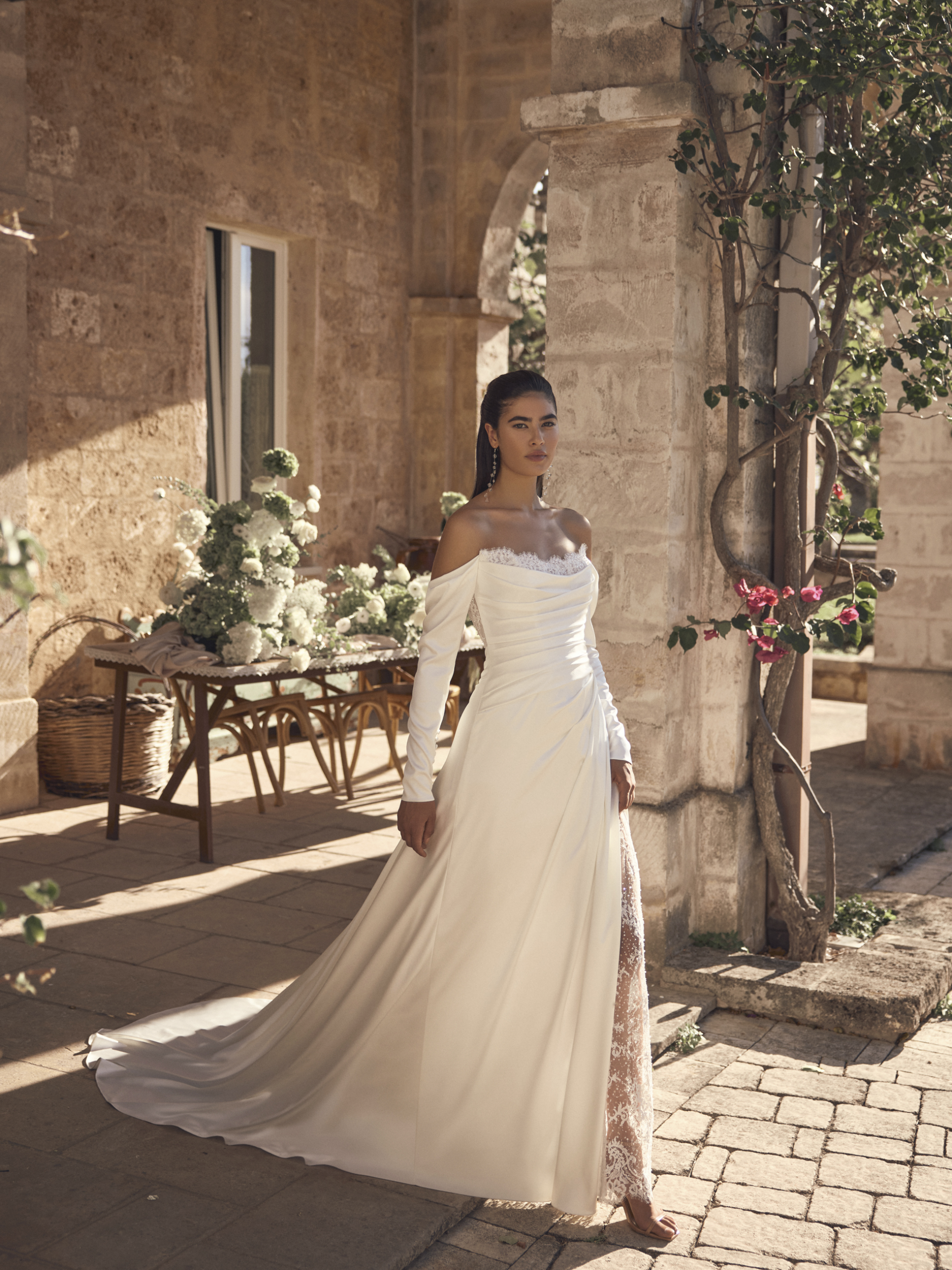 Modeca-Bridal-Mylena-Satijn-Trouwjurk-Bruid-Beijer-Besselink Modeca-Bridal-Mylena-Satijn-Trouwjurk-Bruid-Beijer-Besselink