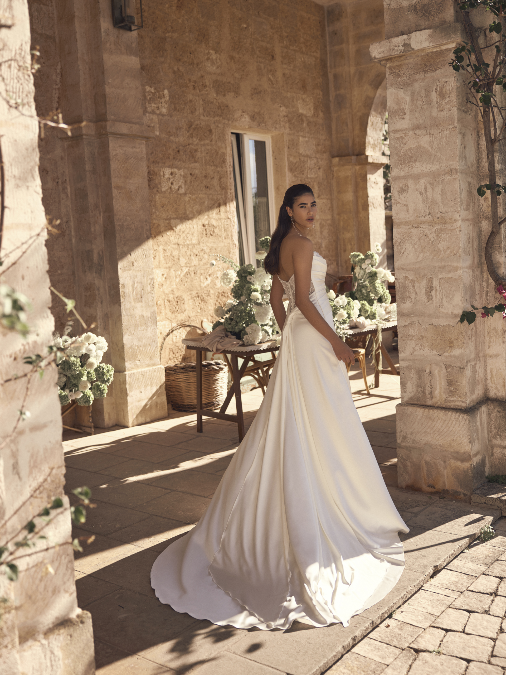 Modeca-Bridal-Mylena-Satijn-Trouwjurk-Bruid-Beijer-Besselink Modeca-Bridal-Mylena-Satijn-Trouwjurk-Bruid-Beijer-Besselink