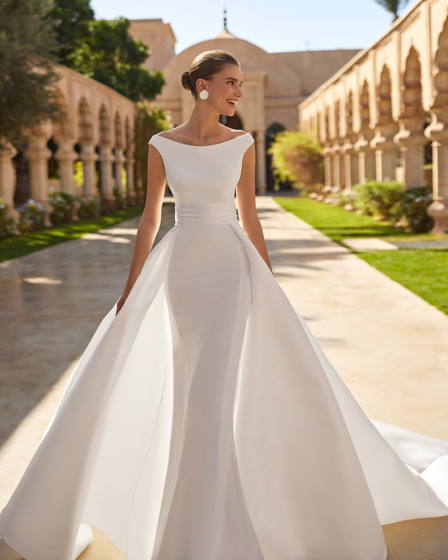 Rosa-Clara-Odrin-Trouwjurk-Beijer-Besselink-Bridal-Beltrum