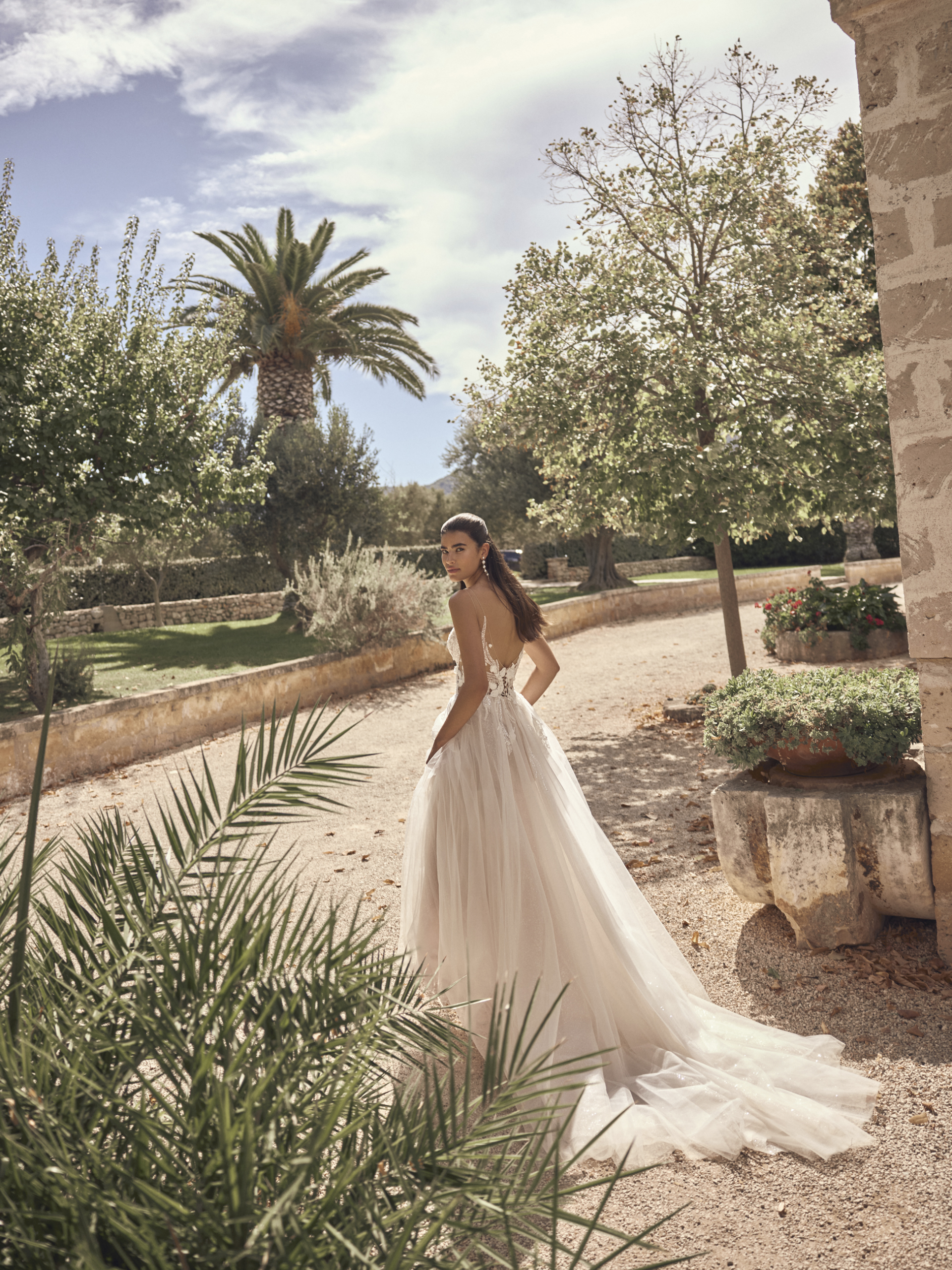 Modeca-Mae-Bruidsjurk-Beijer-Besselink-Bridal-Beltrum Modeca-Mae-Bruidsjurk-Beijer-Besselink-Bridal-Beltrum