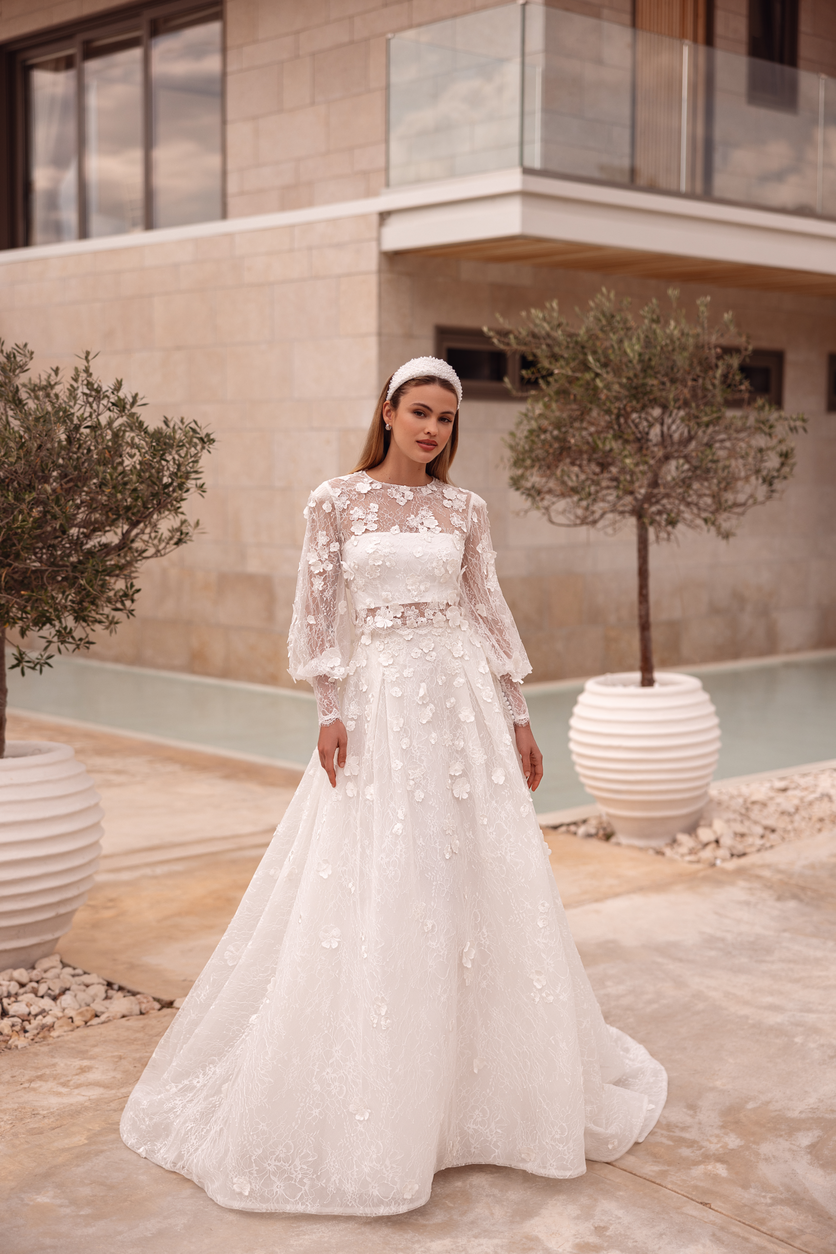 Destination-Romance-T265-SK40-Beijer-Besselink-Bridal-2-Piece-Wedding-Dress
